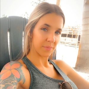 Meet your Posher, Brittany